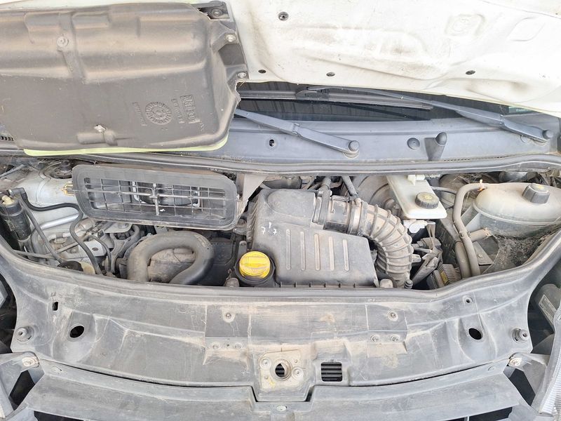 Renault Trafic 2.0 dCi Passenger Expression — zdjęcie 8