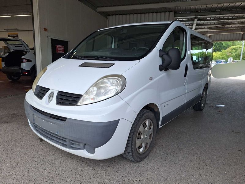Renault Trafic 2.0 dCi Passenger Expression — zdjęcie 2