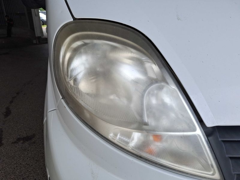 Renault Trafic 2.0 dCi Passenger Expression 2011 – снимка 98