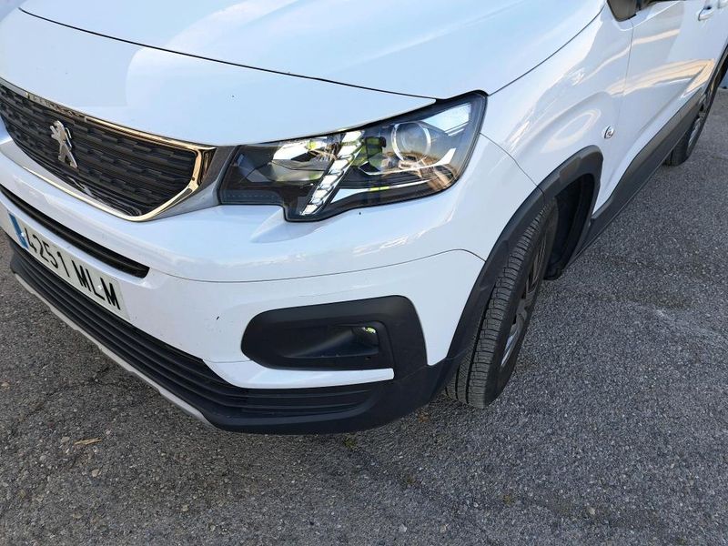 Peugeot Rifter 1.2 PureTech Allure N1 L1 — zdjęcie 12
