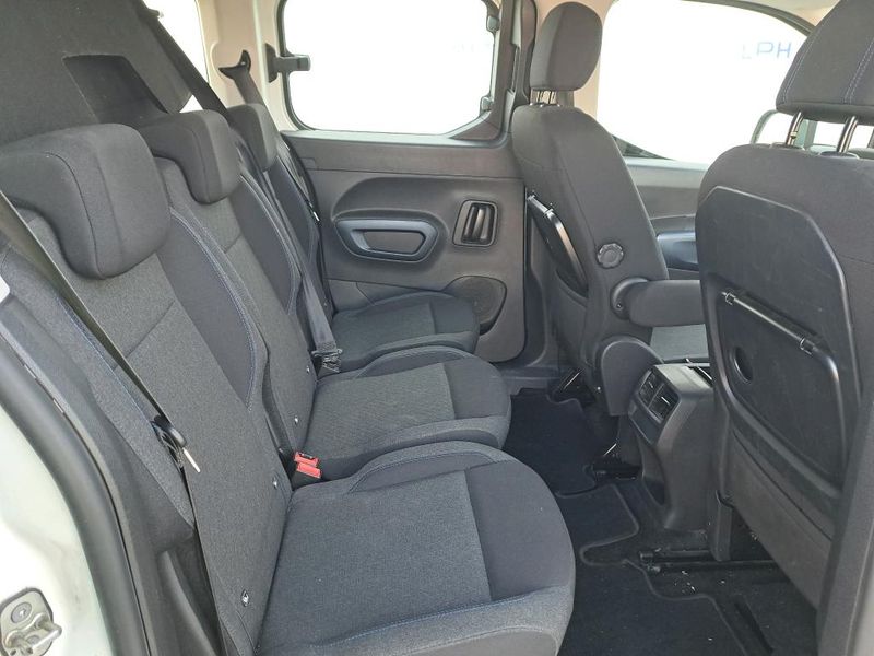 Peugeot Rifter 1.2 PureTech Allure N1 L1 — zdjęcie 10