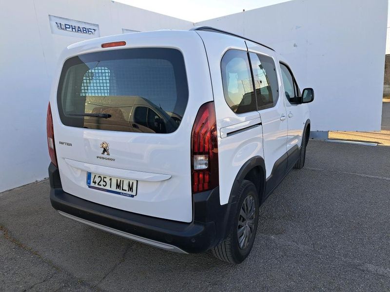 Peugeot Rifter 1.2 PureTech Allure N1 L1 — zdjęcie 4