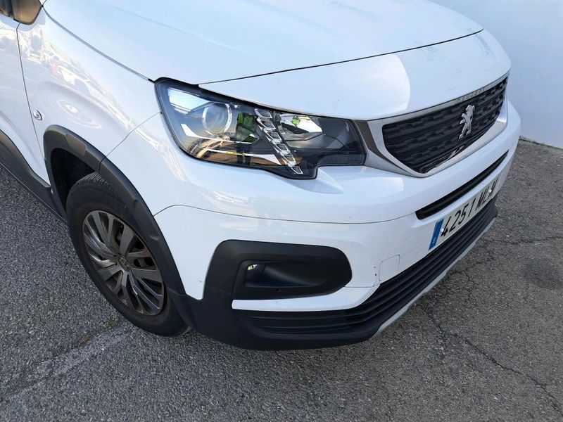 Peugeot Rifter 1.2 PureTech Allure N1 L1 — zdjęcie 13