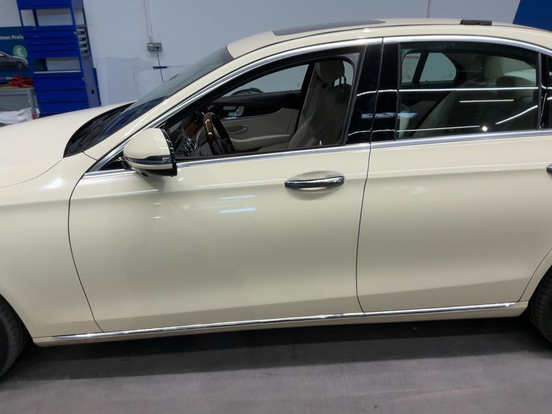 Mercedes-Benz E-Klasse E 350 d Avantgarde — zdjęcie 4