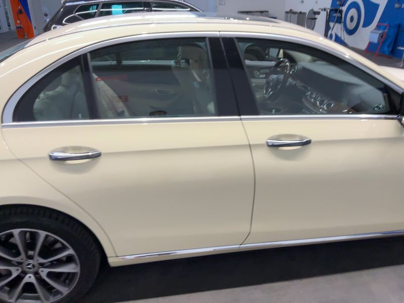 Mercedes-Benz E-Klasse E 350 d Avantgarde — zdjęcie 7
