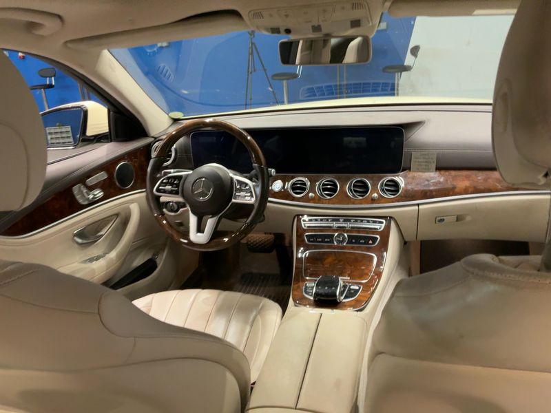 Mercedes-Benz E-Klasse E 350 d Avantgarde — zdjęcie 12