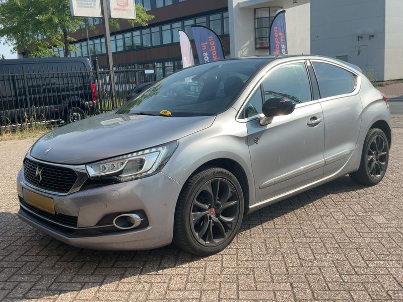 DS Automobiles DS4 1.2 PureTech Performance Line — zdjęcie 2