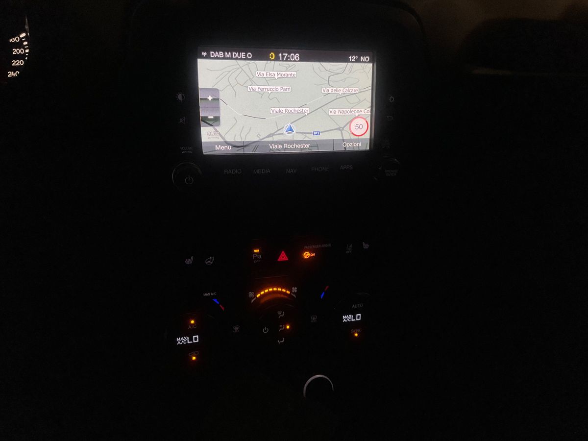 Jeep Renegade 1.4 M-Air Limited FWD - Immagine 11