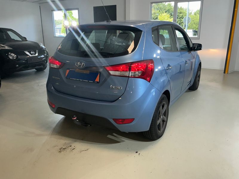 Hyundai ix20 1.4 Classic Blue — zdjęcie 2