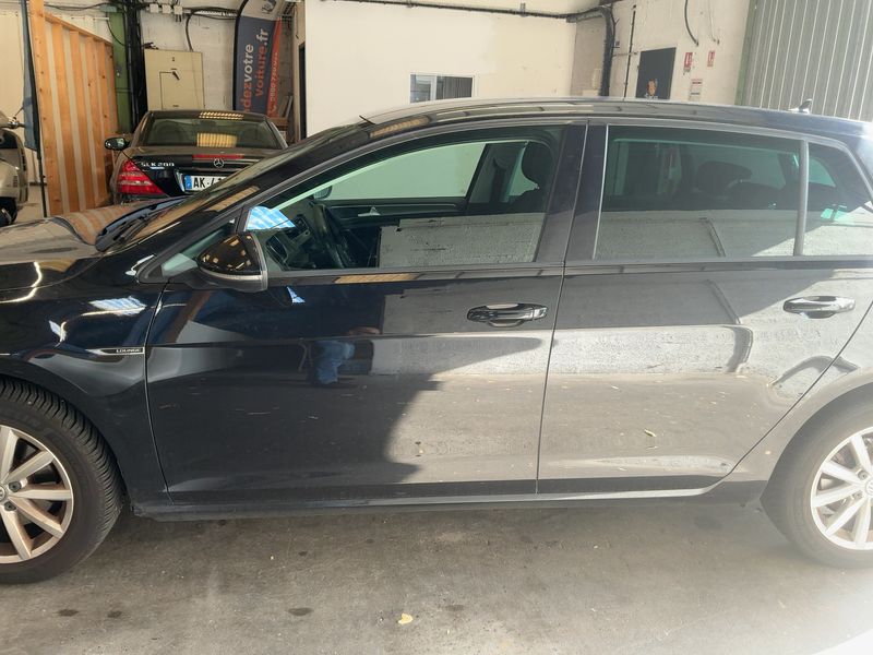 Volkswagen Golf VII 1.6 TDI Lounge BlueMotion Tech 2015 – снимка 4