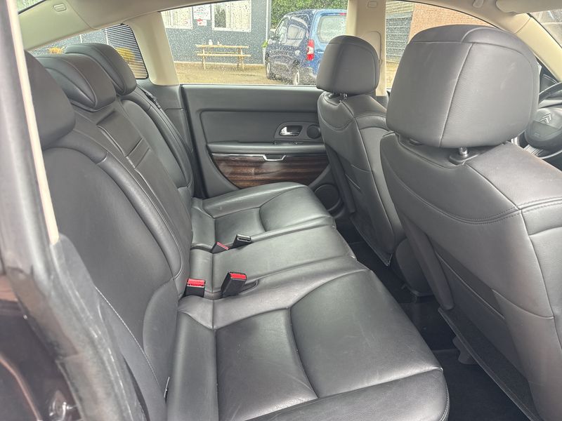 Citroen C6 2.7 V6 HDi BiTurbo Exclusive — zdjęcie 14