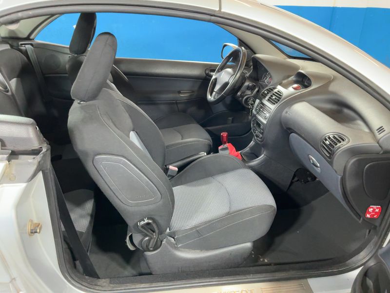Peugeot 206 1.6 CC JBL — zdjęcie 11