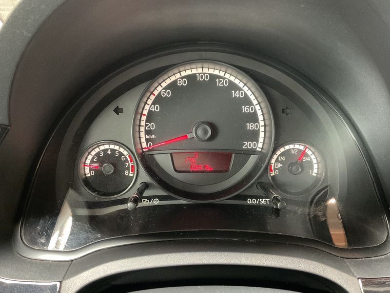 Volkswagen up! 1.0 Move up! BlueMotion Tech — zdjęcie 13