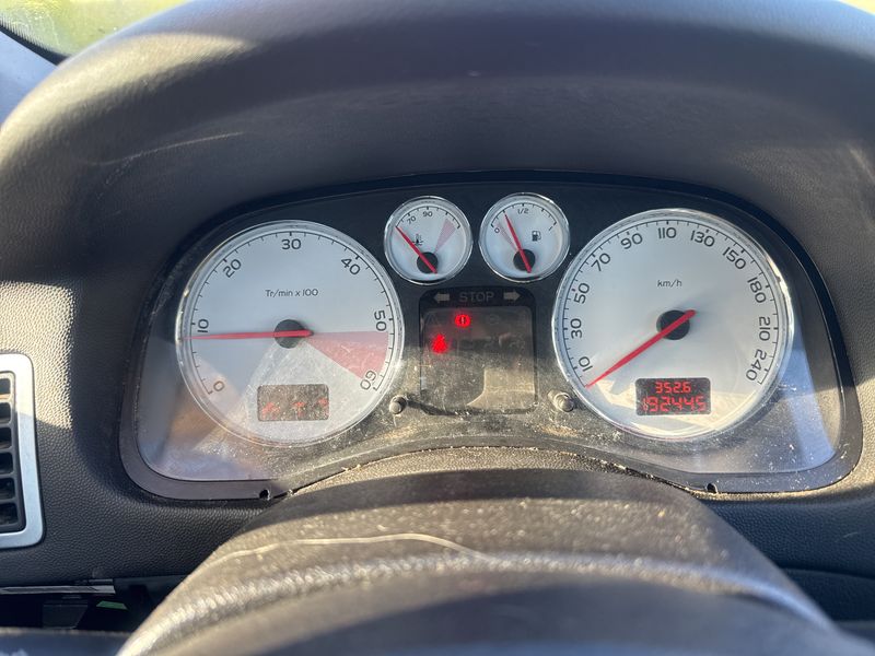 Peugeot 307 2.0 HDi SW Sport — zdjęcie 12