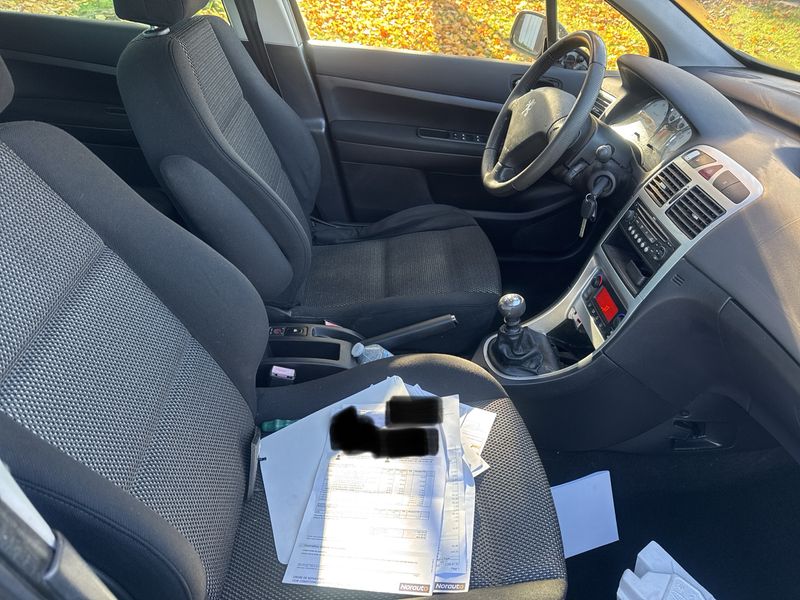 Peugeot 307 2.0 HDi SW Sport — zdjęcie 10