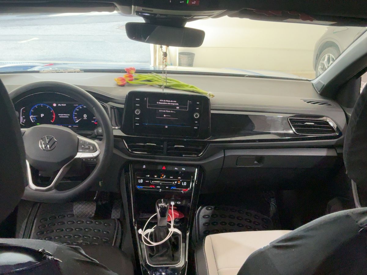 Volkswagen T-Roc 2025 — photo 18