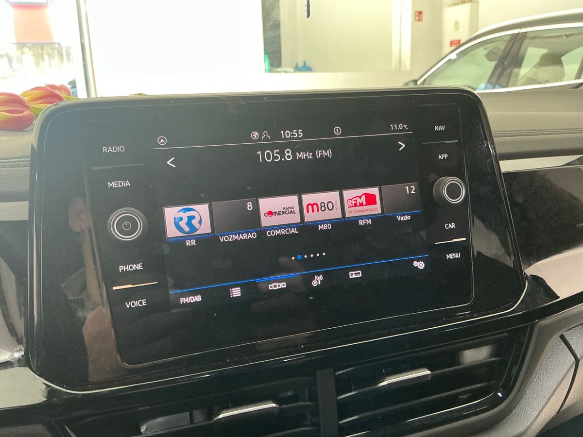 Volkswagen T-Roc 2025 — photo 31