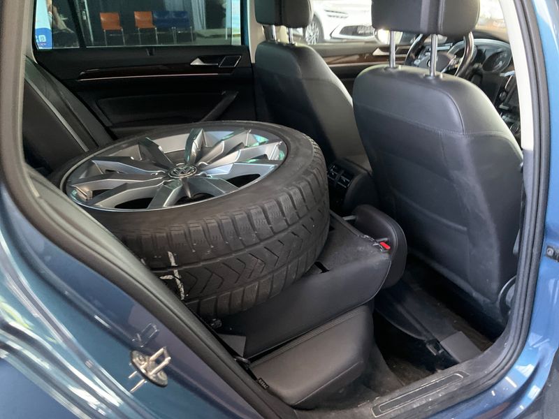 Volkswagen Passat 2.0 TDI Highline BlueMotion Tech 2016 – снимка 42