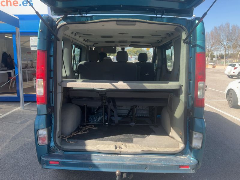 Opel Vivaro 2.5 CDTI Tour Cosmo — zdjęcie 10