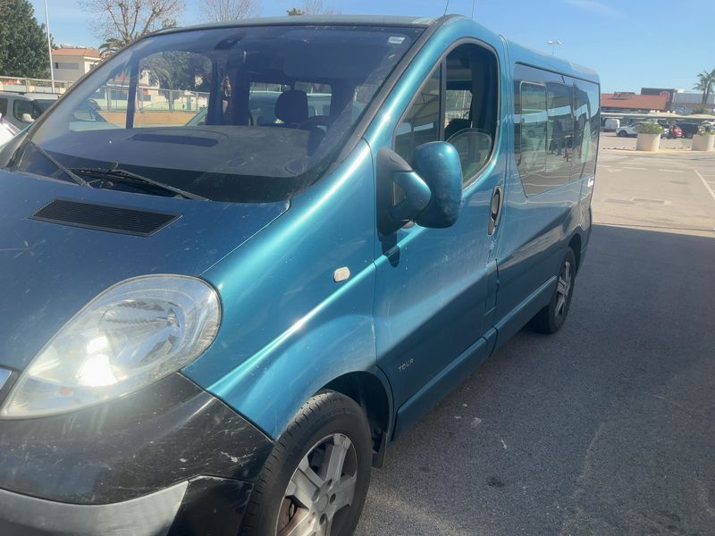Opel Vivaro 2.5 CDTI Tour Cosmo — zdjęcie 2
