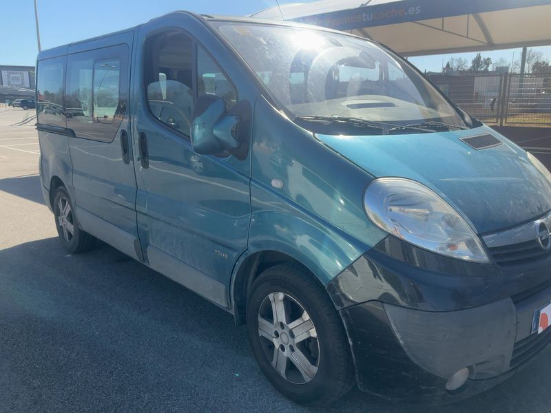 Opel Vivaro 2.5 CDTI Tour Cosmo — zdjęcie 8