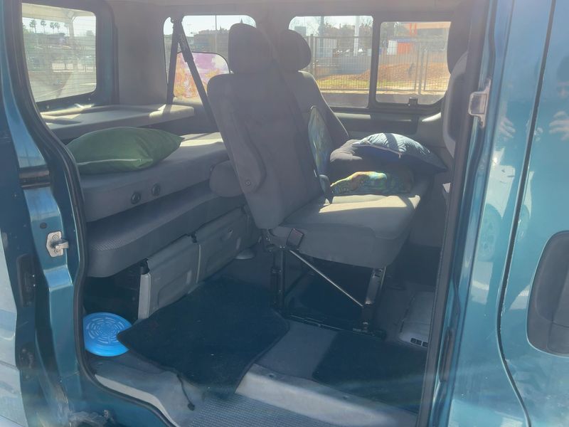 Opel Vivaro 2.5 CDTI Tour Cosmo — zdjęcie 14