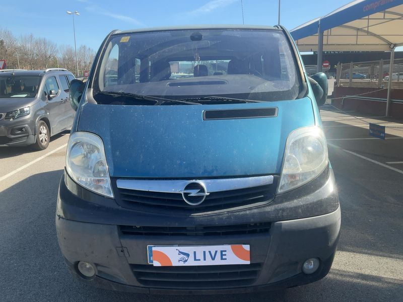 Opel Vivaro 2.5 CDTI Tour Cosmo — zdjęcie 9