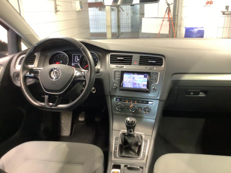 Volkswagen Golf VII 1.2 TSI Comfortline BlueMotion Tech — zdjęcie 12