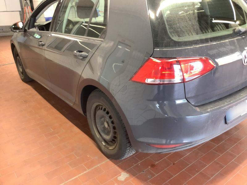 Volkswagen Golf VII 1.2 TSI Comfortline BlueMotion Tech — zdjęcie 3
