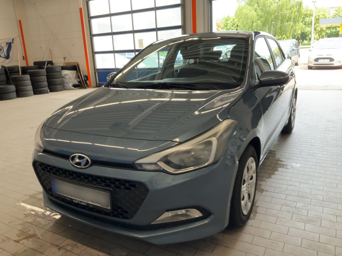 Hyundai i20 2016 — photo 1