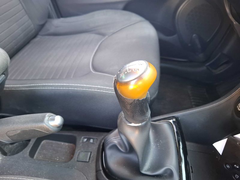Renault Clio 0.9 Energy Limited 2016 – снимка 50