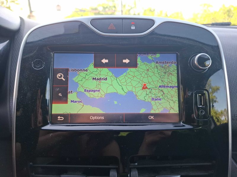 Renault Clio 0.9 Energy Limited 2016 – снимка 13