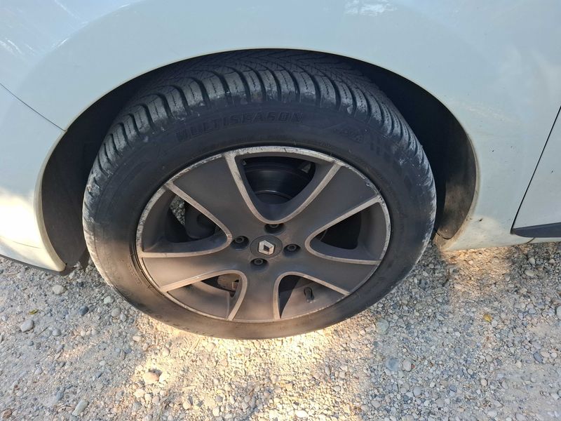 Renault Clio 0.9 Energy Limited 2016 – снимка 76