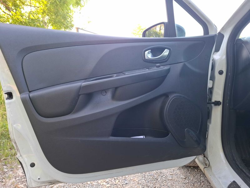 Renault Clio 0.9 Energy Limited 2016 – снимка 66