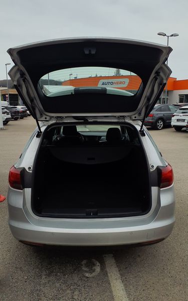 Opel Astra 1.2 Turbo Edition Start/Stop — zdjęcie 10