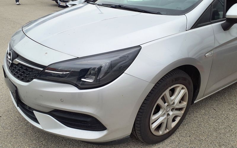 Opel Astra 1.2 Turbo Edition Start/Stop — zdjęcie 2