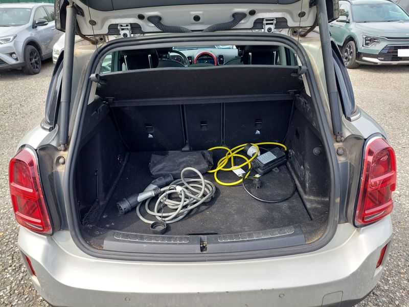 MINI Countryman Cooper S E Hybrid ALL4 — zdjęcie 9