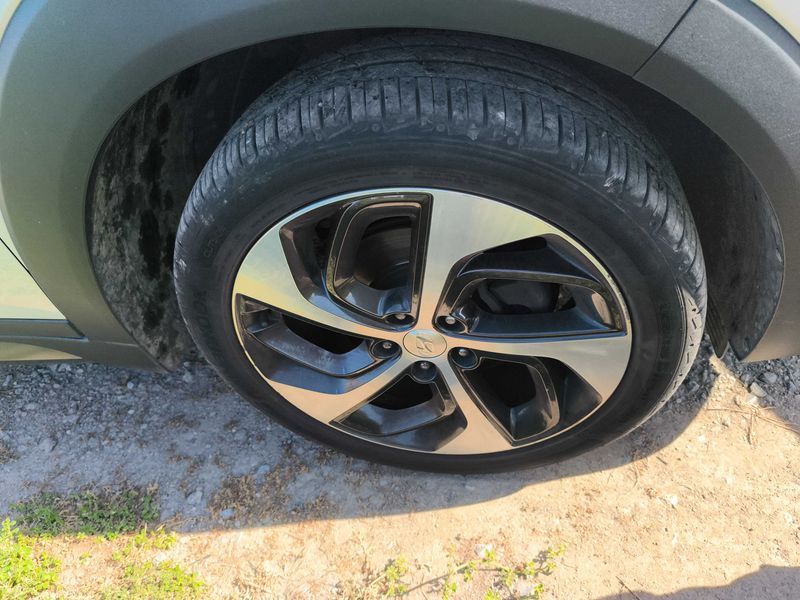Hyundai Tucson 1.6 TGDI Style 4WD — zdjęcie 18