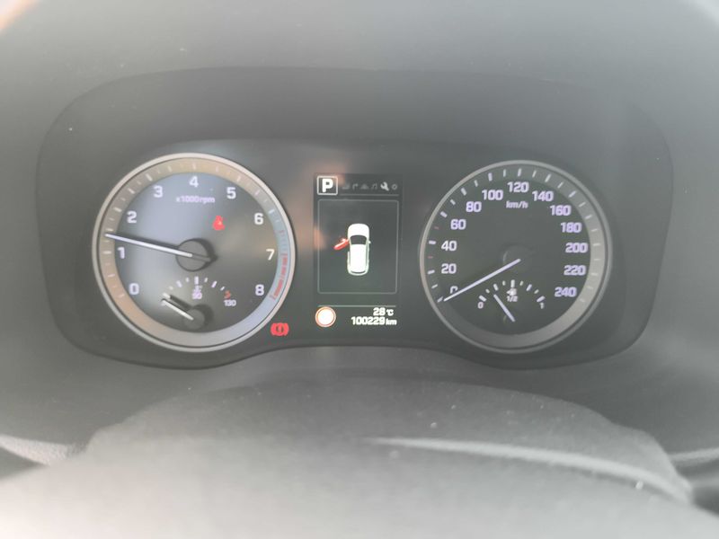 Hyundai Tucson 1.6 TGDI Style 4WD — zdjęcie 12