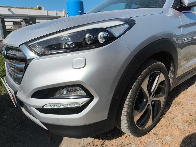 Hyundai Tucson 1.6 TGDI Style 4WD — zdjęcie 2