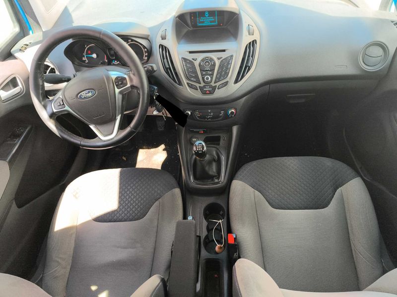 Ford Tourneo 1.5 TDCi Trend — zdjęcie 11