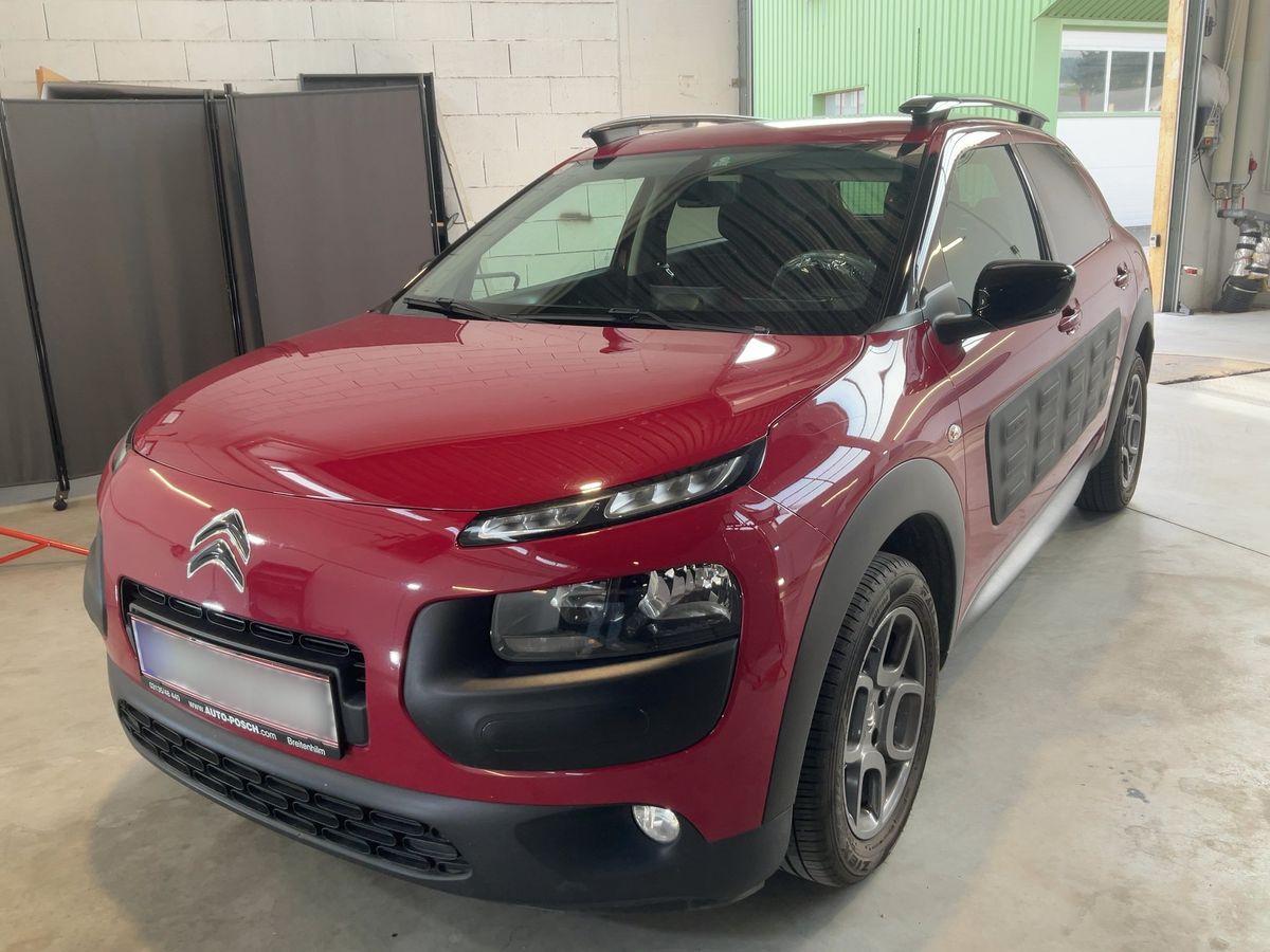 Citroen C4 2017 — photo 1