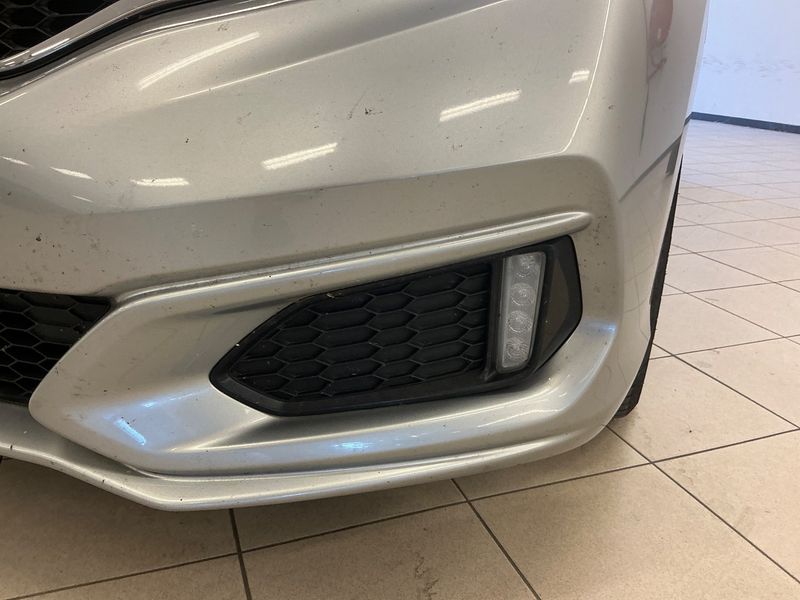 Honda Jazz 1.3 i-VTEC Trend 2018 – снимка 35