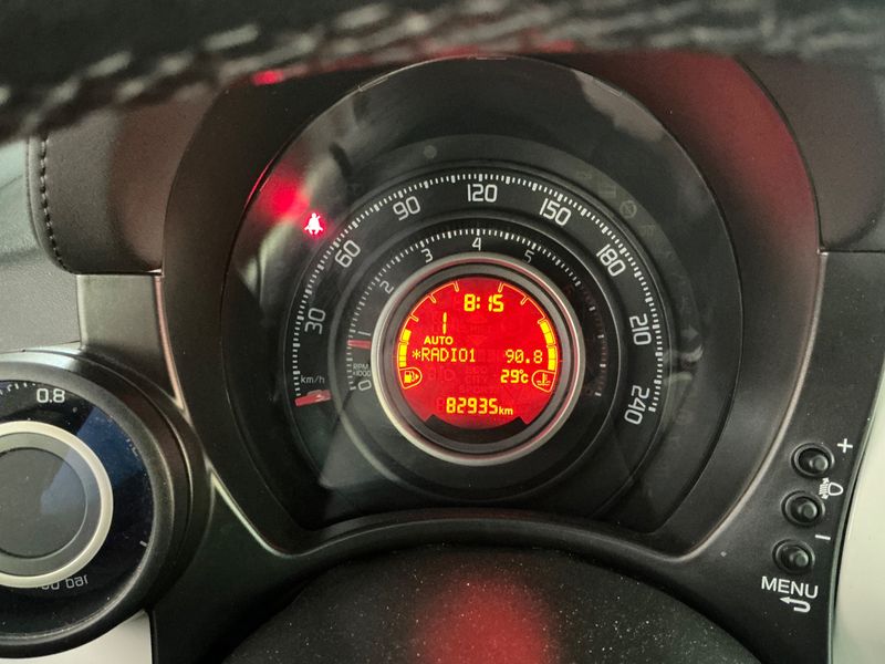 Abarth 500 1.4 Turbo Custom — zdjęcie 13