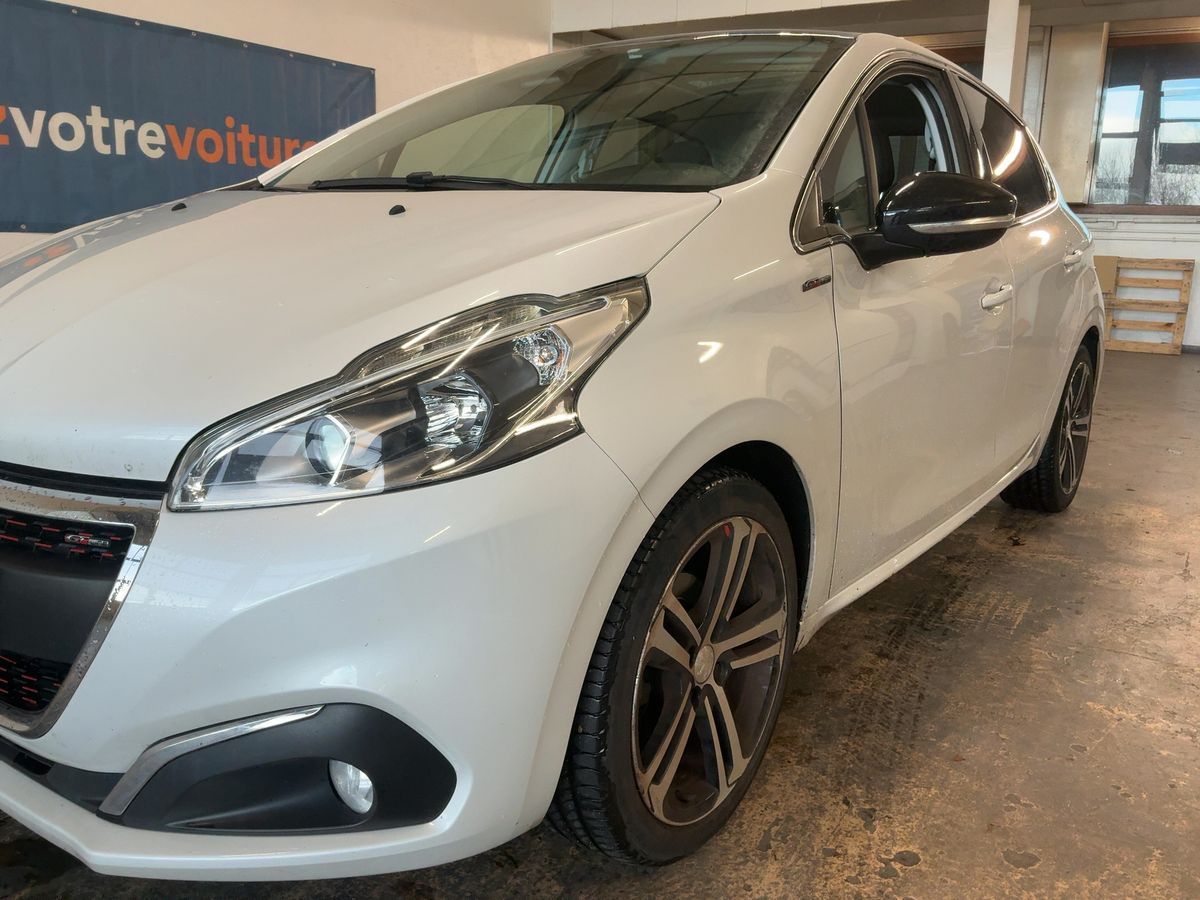 Peugeot 208 1.2 e-THP GT Line