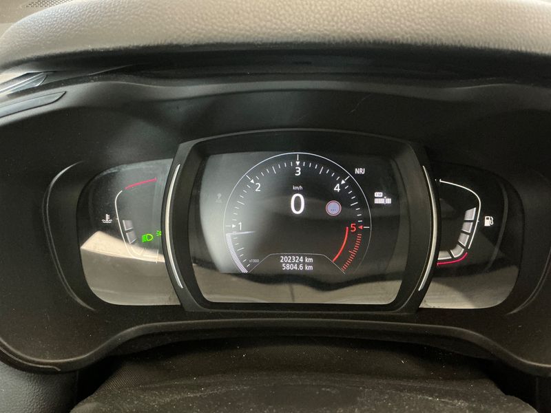 Renault Kadjar 1.5 dCi Energy Business Edition — zdjęcie 13