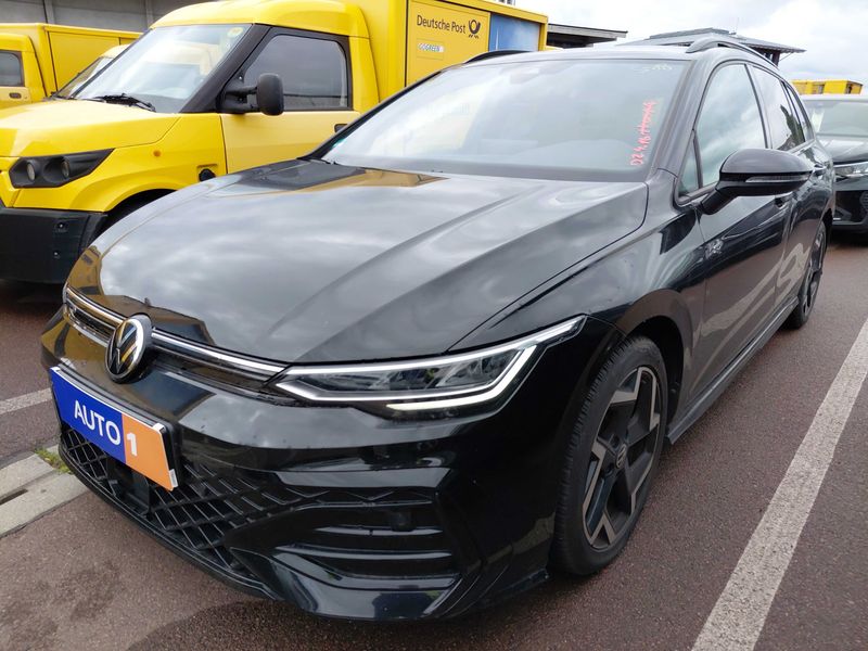 Golf VIII 1.5 eTSI R-Line