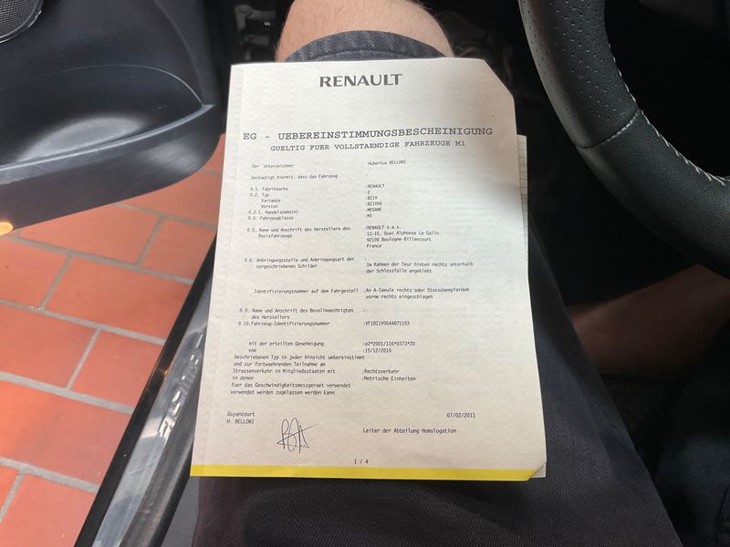 Renault Megane 1.4 TCe BOSE Edition — zdjęcie 6