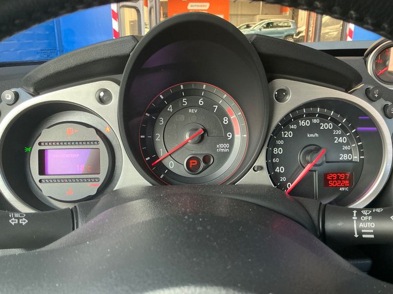 Nissan 370 Z 3.7 V6 Pack — zdjęcie 13