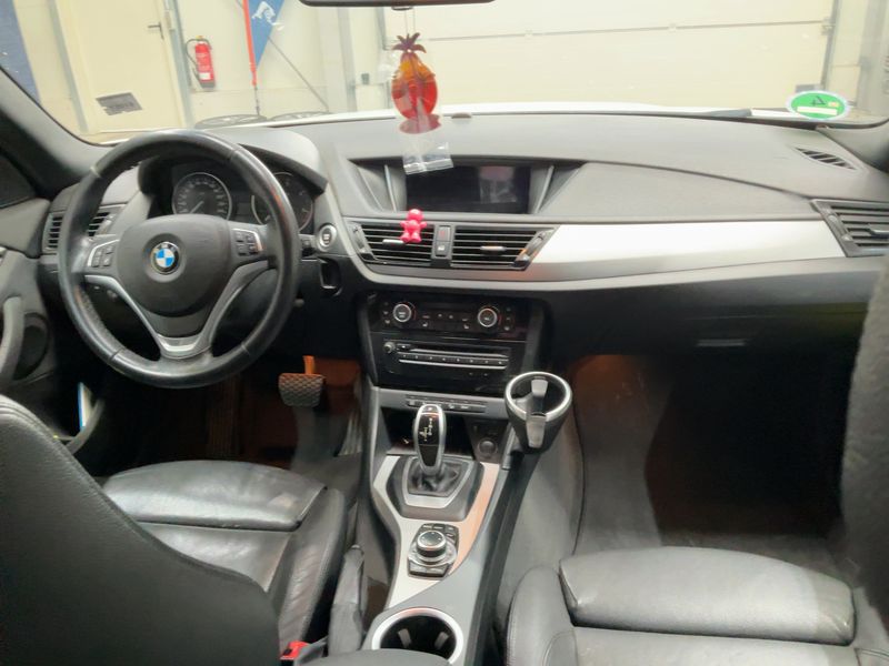 BMW X1 xDrive 25d — zdjęcie 12